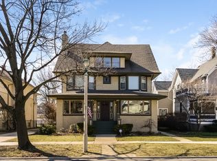 615 Woodbine Ave, Oak Park, IL 60302