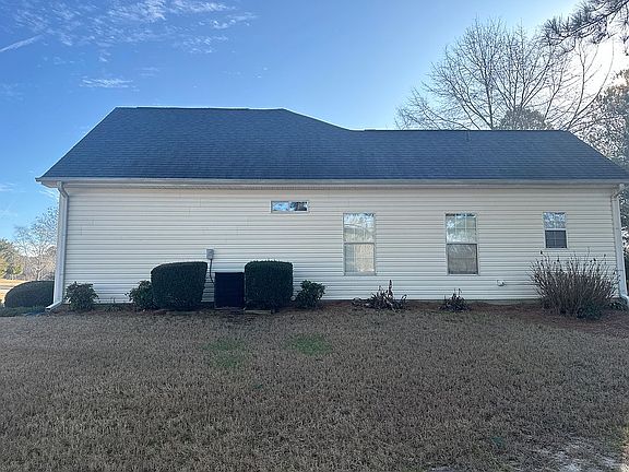 5th image of 5130 Victoria Park Dr