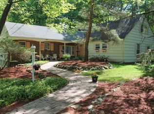 11 Minsi Pl, Oakland, NJ 07436