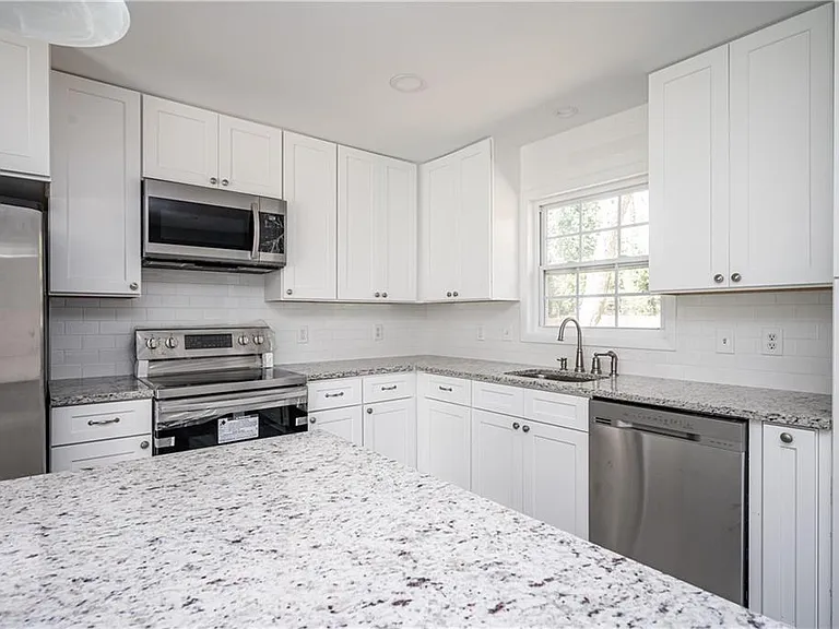 405 Concord Woods Dr SE — Photo 6