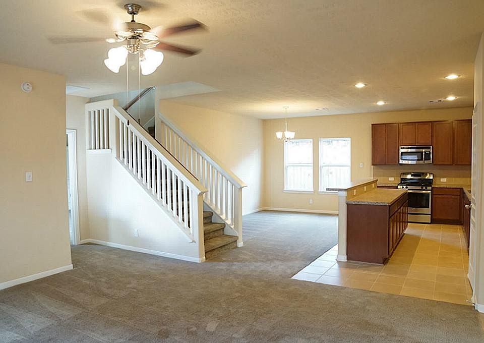 1st image of 3113 Cambridge Meadows Ln
