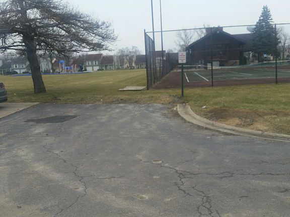 5th image of 4148 W 193rd Pl #276