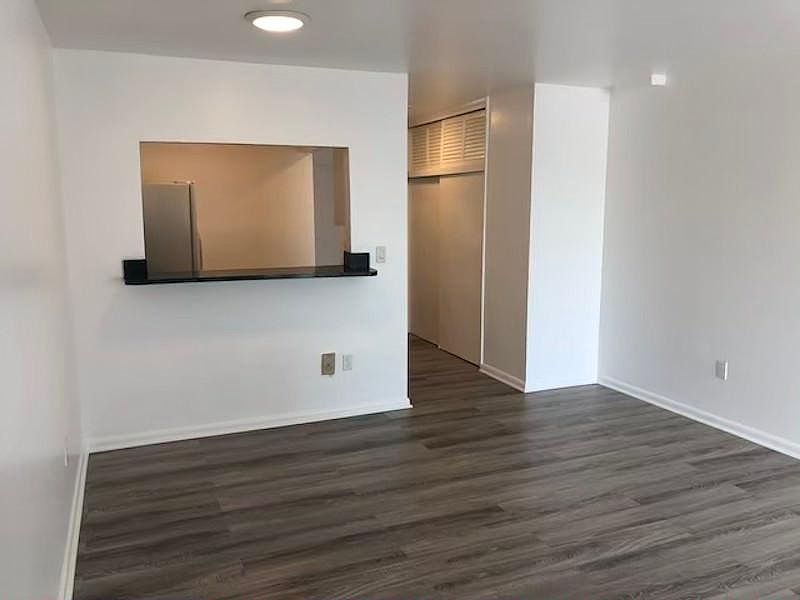 1st image of 1441 Lincoln Ct #316