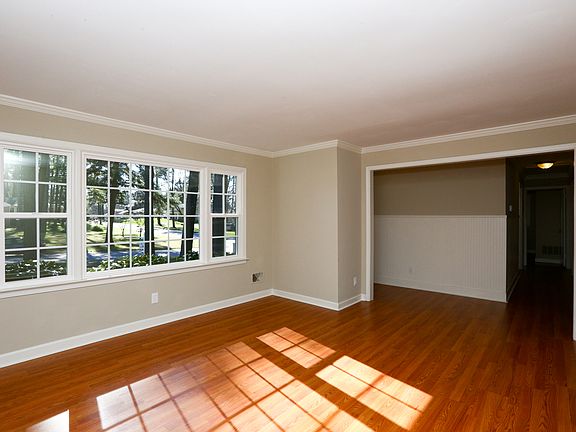 New floors and newly painted