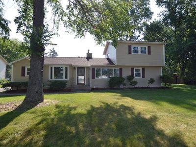 5418 Greenview Rd, Oakwood Hills, IL, 60013