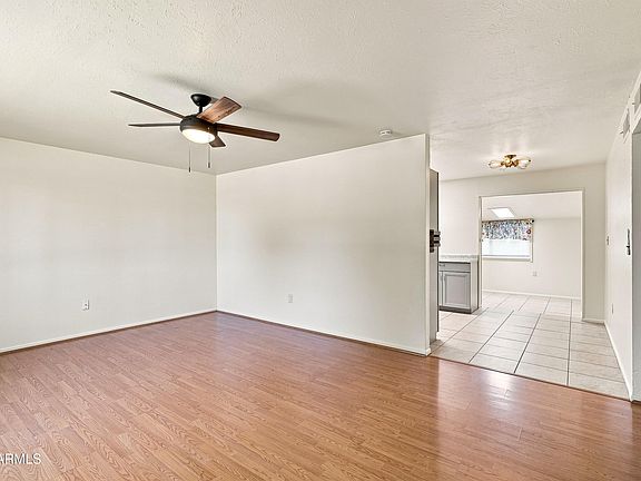 4th image of 34 W KAYETAN Drive