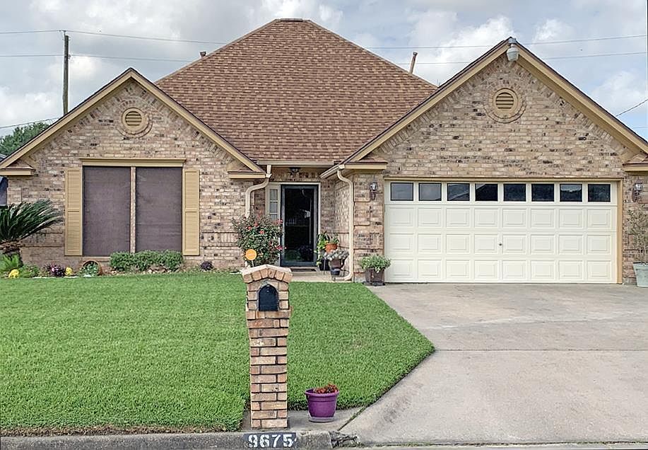1st image of 9675 Meadowbrook Dr
