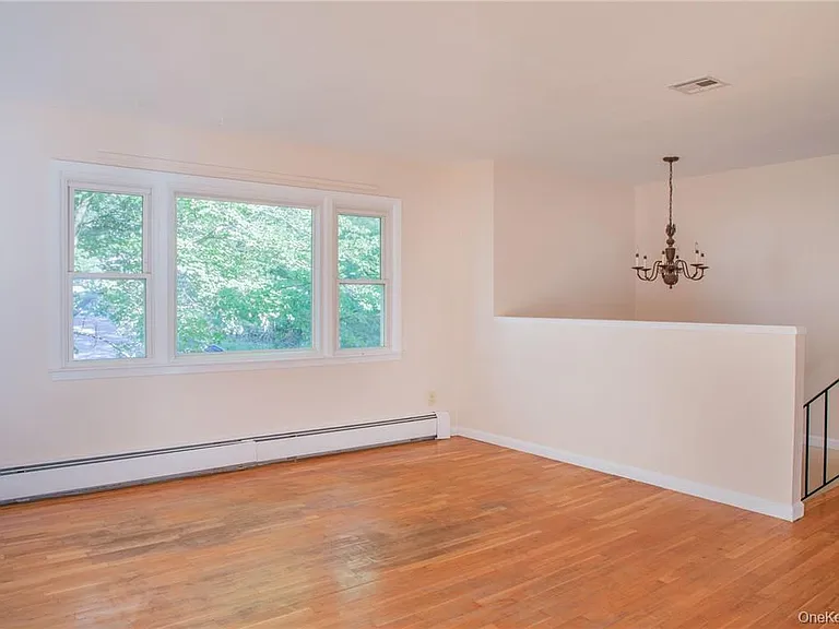 8 Fillmore Ct — Photo 4