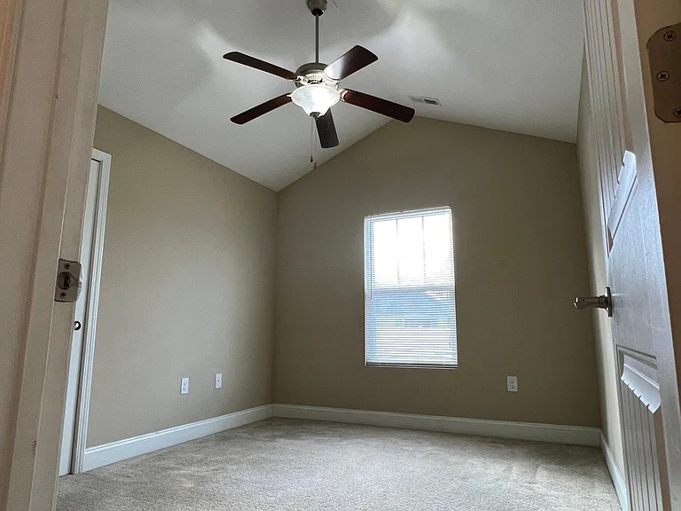 308 Marquis Ct — Photo 21
