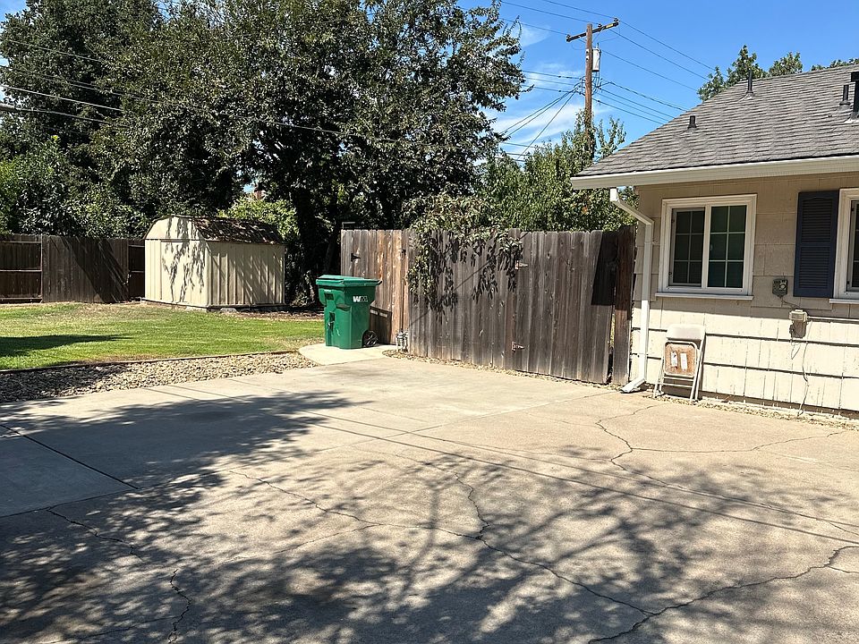 parking and shared back yard