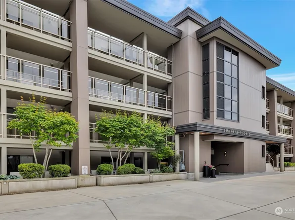 9727 NE Juanita Dr #411, Kirkland, WA 98034