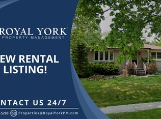 178 Wellington St E #1, Barrie, ON L4M2C8