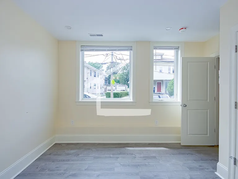 8 Cufflin St #118 — Photo 12