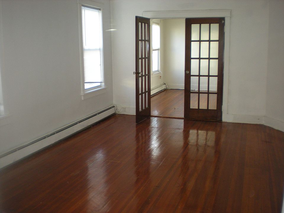 1st image of 50 Bainton St #2