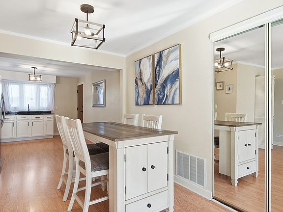 5th image of 9510 S 86th Ave APT 305