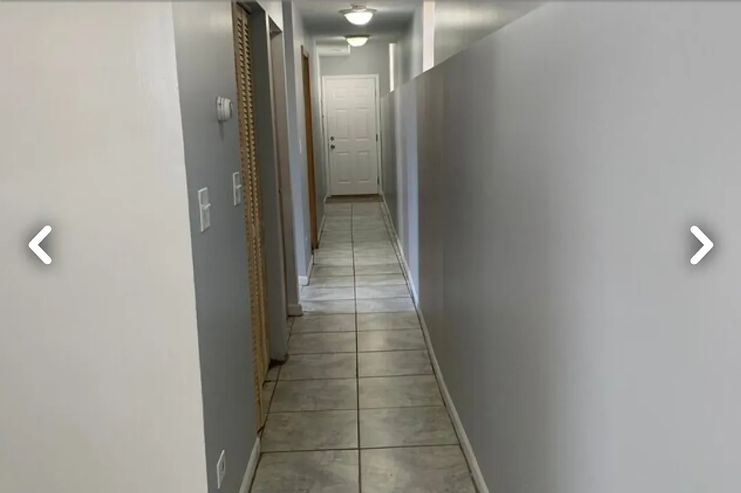 Building Photo - 7456 S Stewart Ave #3