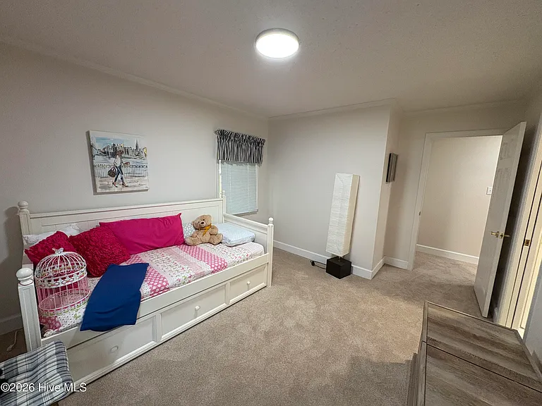 901 Firefly Ct — Photo 23