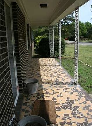 3rd image of 300 Carol Villa Dr