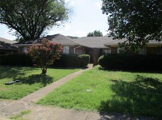 1439 Pinnacle Peak Dr, Desoto, TX 75115