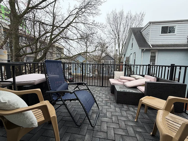 917 Mary St #B — Photo 13