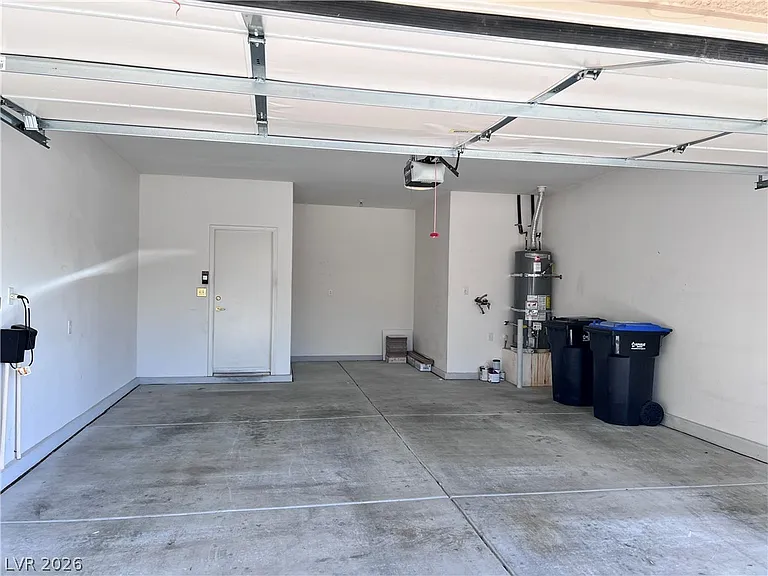 3047 Hickory Valley Rd — Photo 33