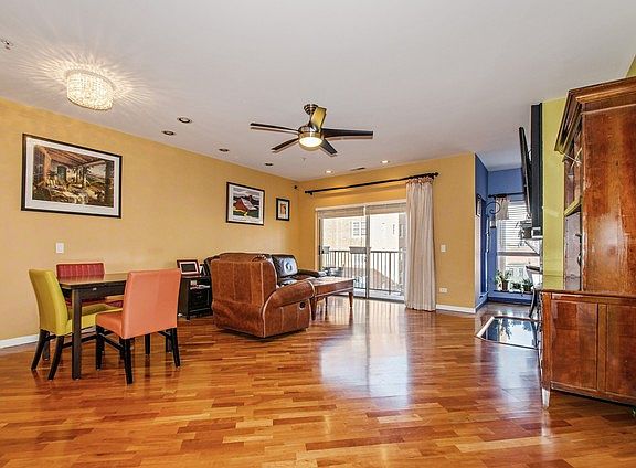 5th image of 1421 Sherman Ave APT 504