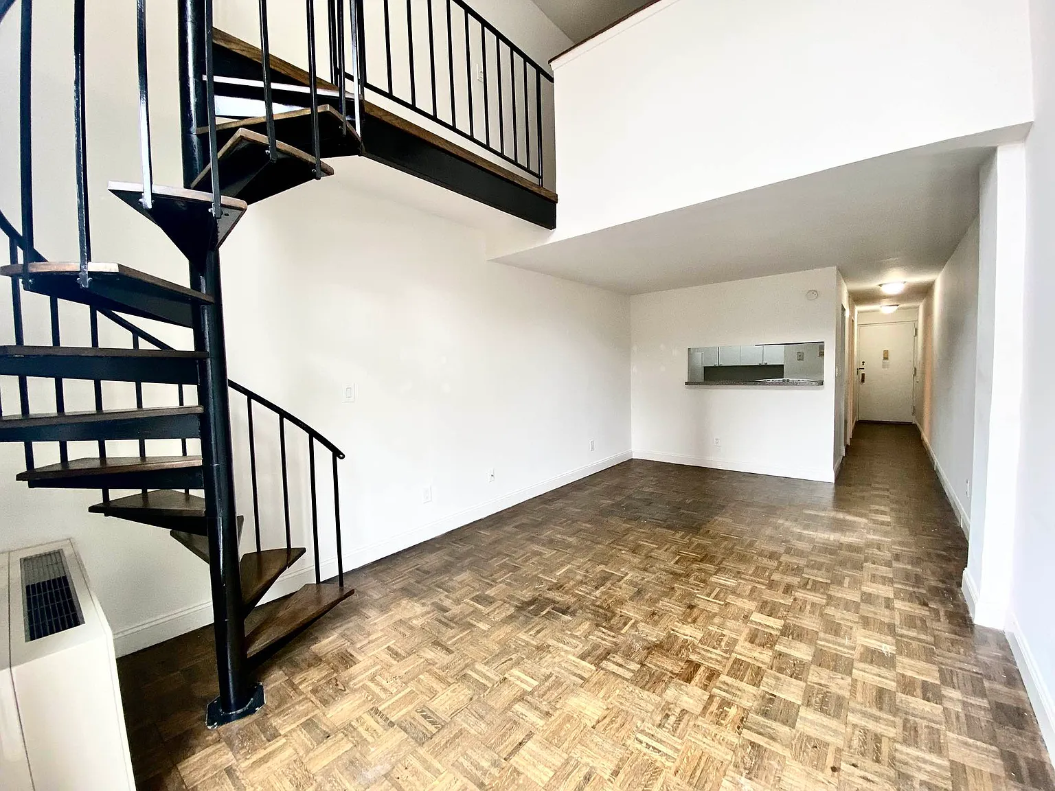 153 East 32nd Street — Photo 2