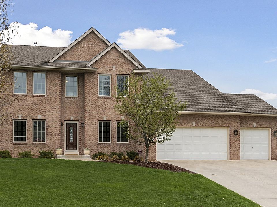 1st image of 8297 Stone Creek Dr