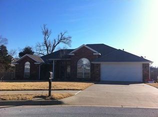 4401 Summerfield Cir, Springdale, AR 72762