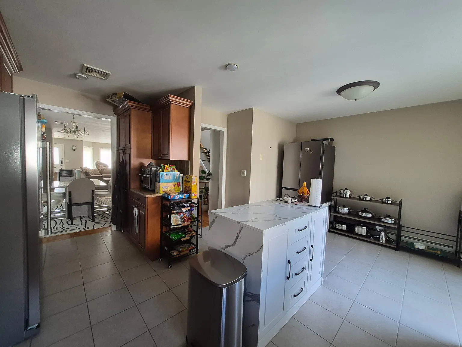3 bed, 2.5 bath, $4,150 — Photo 3