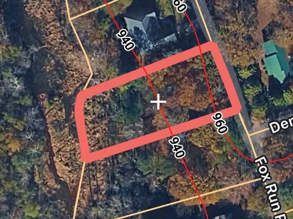 323 Fox Run Rd, Walhalla, SC 29691