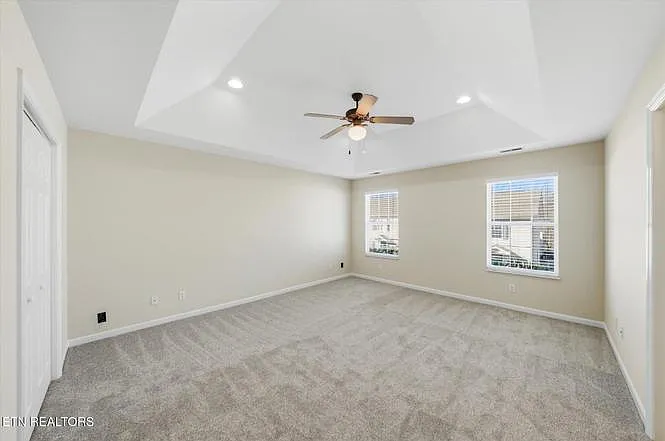 10724 Prince Albert Way — Photo 14
