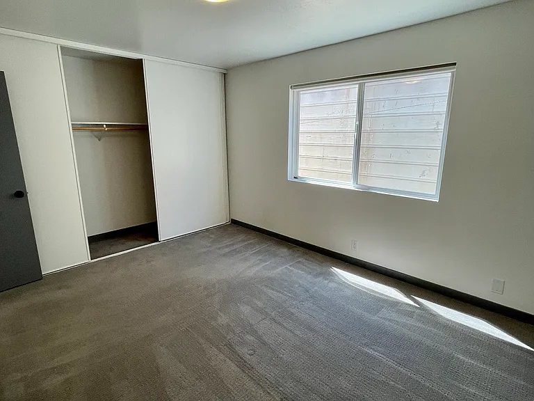 1451 Valencia St #4 — Photo 13