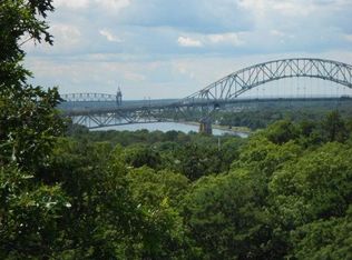 28 Ships View Ter #28, Bourne, MA 02532