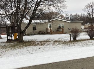 208 2nd St, Raymond, MN 56282
