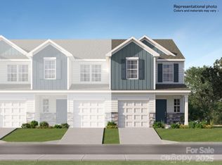 10032 Greystar Ln, Charlotte, NC 28213