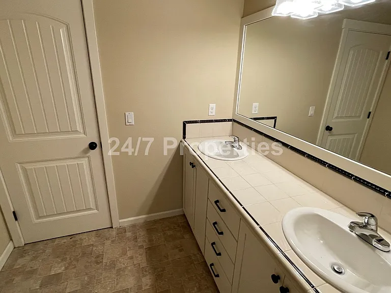16225 SE Pinot Rd — Photo 24