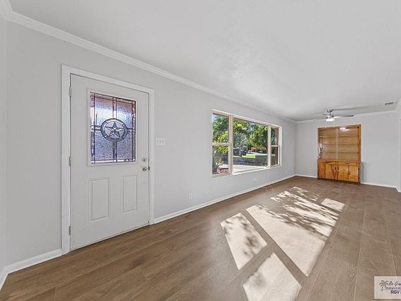 5th image of 1125 Parkwood Pl