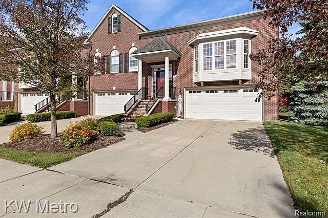 1st image of 967 Sandalwood Dr #1