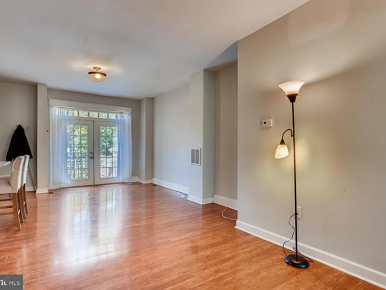 3610 Greenmount Ave — Photo 5