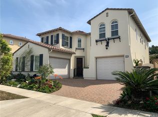 8 Petaluma, Irvine, CA 92602