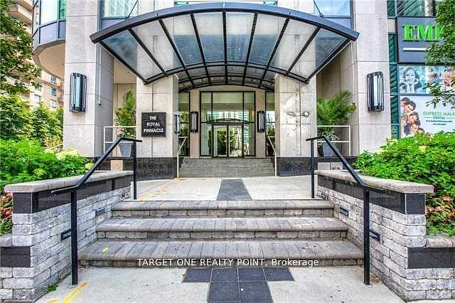 33 Empress Ave #909