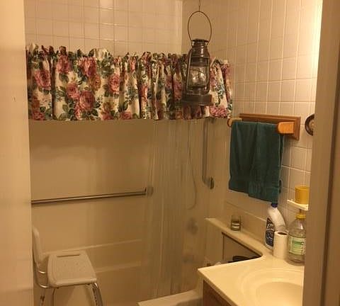 5th image of 1304 Peppertree Cir