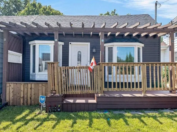 31 Albany St, Oshawa, ON L1H 2Y9