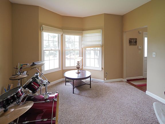 4th image of 7865 Ashton Woods Dr