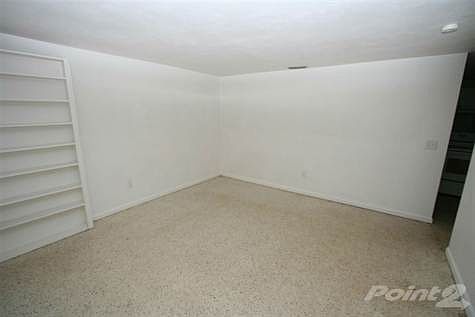 2nd image of 4453 Scott Ave