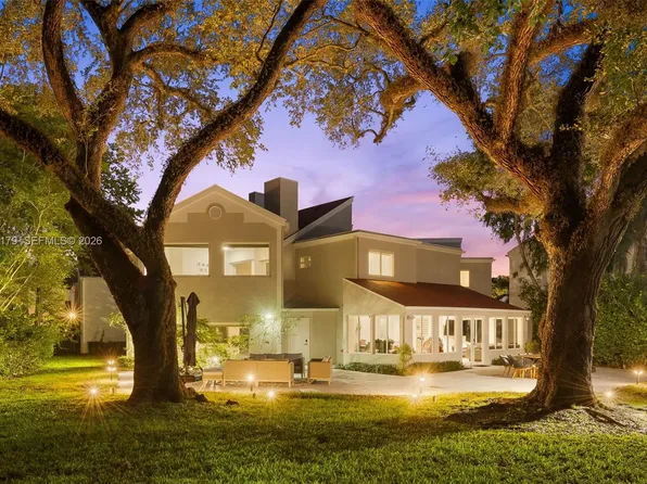 1961 S Oak Haven Cir, North Miami Beach, FL 33179