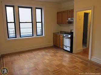 Rented by Realty 2000 Corp