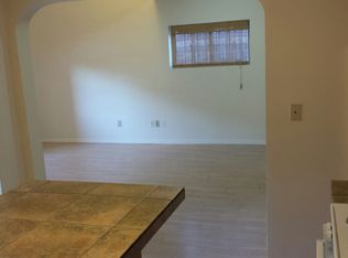 1035 W Greenfield Ave, Milwaukee, WI 53204