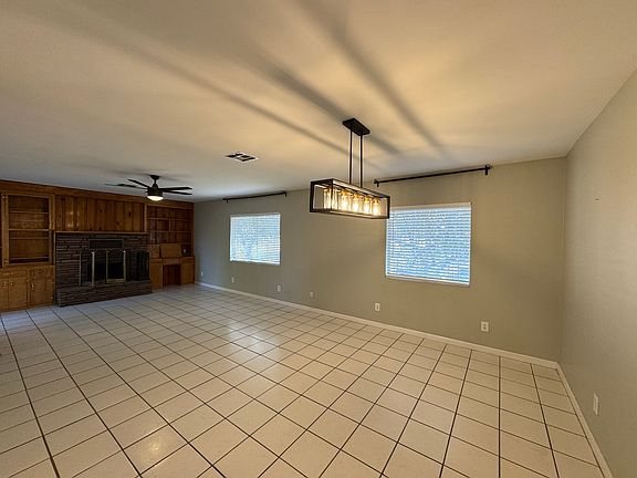 5th image of 2423 W Campbell Ave